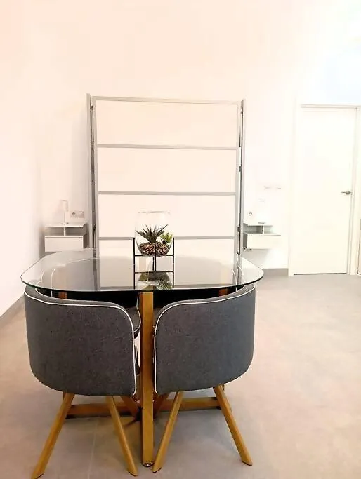 Coqueto Apartamento En La Luz B Málaga
